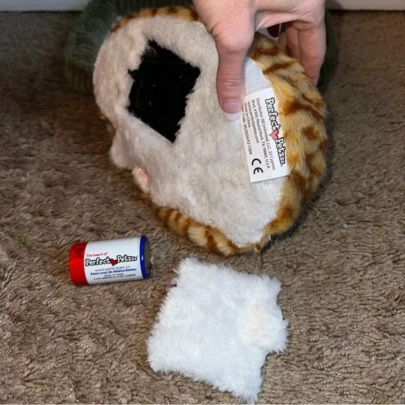 Perfect Petzzz Gray Tabby Cat W/Bed Battery and Adoption Papers - Picture 10 of 11